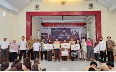 P5 Fase F Kelas XI Tema Rekayasa Teknologi P5 Fase F Kelas XI Tema Rekayasa Teknologi