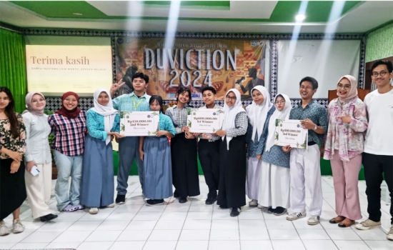 Tim Debat Eskul KBI SMAN 2 Kota Tanggerang Selatan Raih Juara 1 Se-Jabodetabek di Ajang perlombaan DUVICTION DOETA 2024