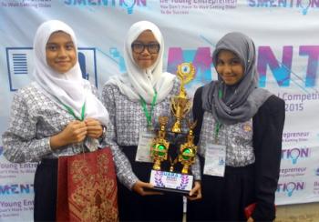 juara-debat-bhi-2015